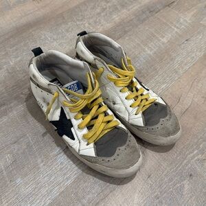 Mid star golden goose